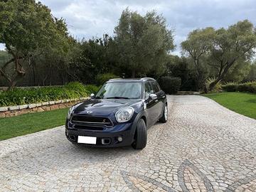 PRIVATO VENDE AUTO Mini Countryman SD del 01/2016