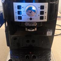 macchinetta delonghi magnifica s 