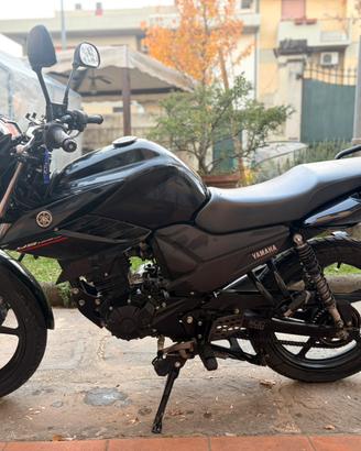 Yamaha ys 125 15800km