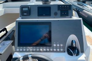 Pannelli di strumentazione nautica