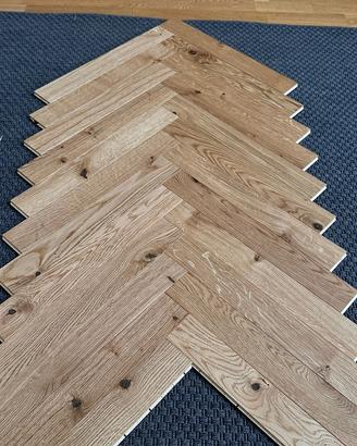 Parquet listello rovere nodato negozio Firenze