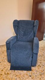 Poltrona relax con sistema massaggiante