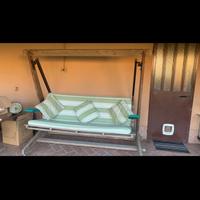 Dondolo per giardino