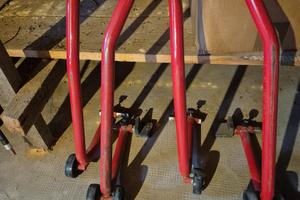 CARRELLINI ALZA MOTO UNIVERSALI 