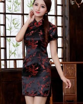 Vestito tradizionale orientale NUOVO