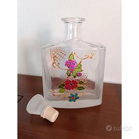 Bottiglia di vetro dipinta a mano a decoupage 