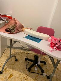 tavolo per unghie