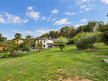 VILLA REGALE IN COLLINA LIBERA SU QUATTRO LATI