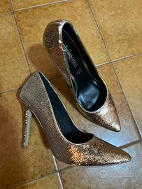 Decolte’ con tacco nr 38 oro Prima donna