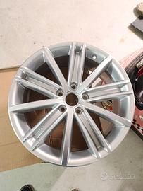 cerchio in lega originale Volkswagen Tiguan  18"