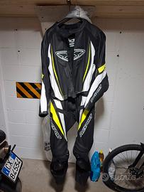 tuta moto 