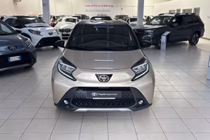 Toyota Aygo X 1.0B (72 CV) Lounge S-CVT