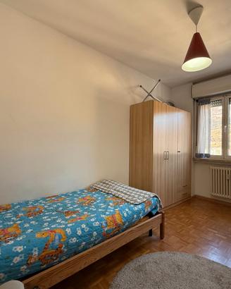 Ampia e luminosa camera singola per studenti