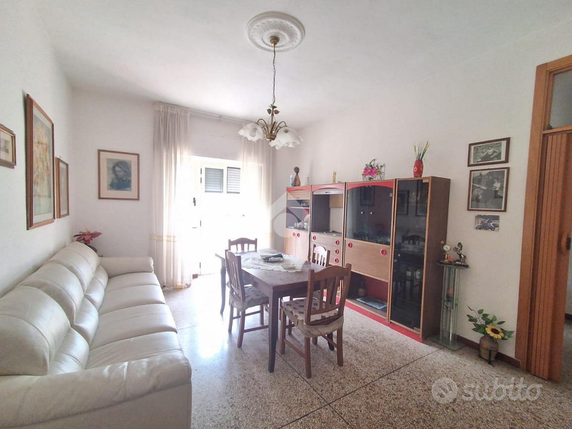 3 LOCALI A AVELLINO - Vista 3