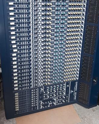 Mixer behringer