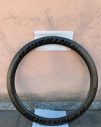 profilo bontrager in carbonio aeolus pro 5