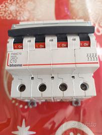 interruttore biticino magnetotermico FN84C10