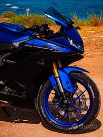 Yamaha yzf r125 2019 blu