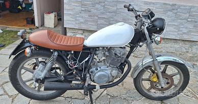 Yamaha sr 250