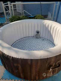 Piscina idromassaggio bestway