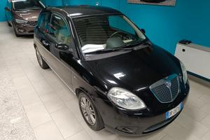 Lancia Ypsilon 1.2 Oro Plus