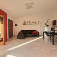 Trivano con ampia veranda