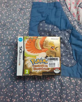 Pokemon versione oro Heart Gold con pokewalker