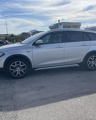 FIAT TIPO CROSS Hybrid