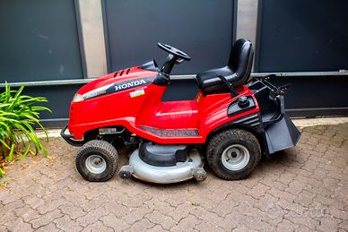 Trattore tagliaerba Honda 2620 V-Twin