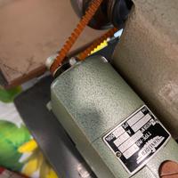 Macchina da cucire portatile