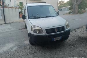 furgone Fiat Doblò 