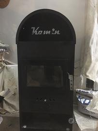 Stufa a legna kamin