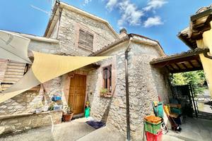 CASA INDIPENDENTE A SPOLETO