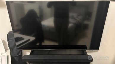 TV UHD 50" + Soundbar Samsung
