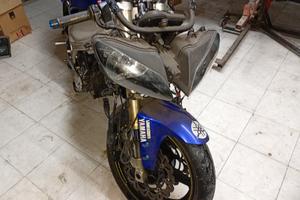 Yamaha r1 2001