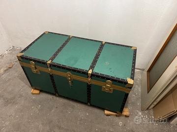 Coppia di bauli vintage