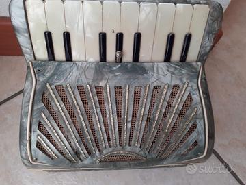 Portasigarette vintage in madreperla e legno