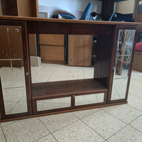 Mobile bagno con specchio luce e presa elettrica