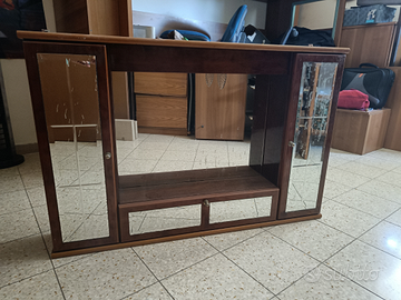 Mobile bagno con specchio luce e presa elettrica