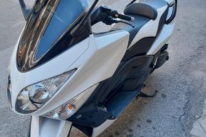 Yamaha T Max - 01/2009 - 48130 km