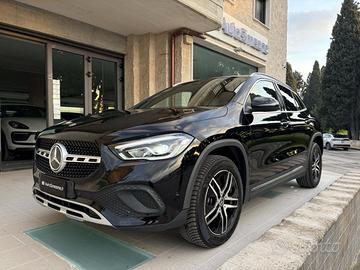 MERCEDES-BENZ GLA 200 d Automatic Sport Plus FH