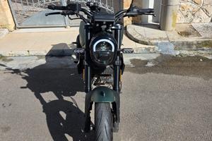 Benelli Leoncino 125