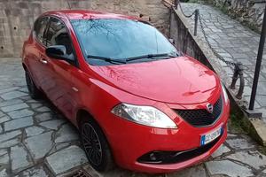 Lancia Y Ecochic Hybrid