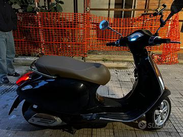 Vespa primavera 150