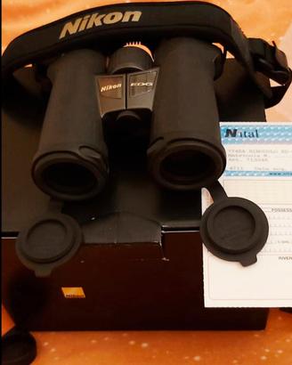 Binocolo Nikon EDG 10X32