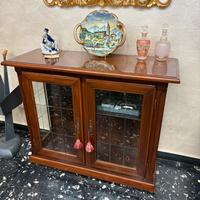 Vetrinetta sala due ante legno massello