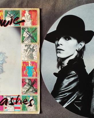 DAVID BOWIE RARO LOTTO CON 45 GIRI+PLACCA IN METAL