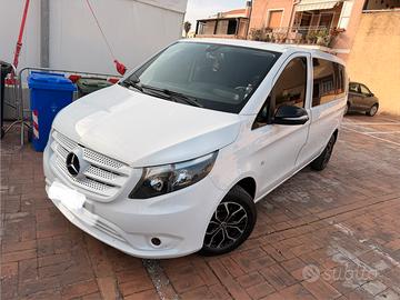 Mercedes Vito molto bello