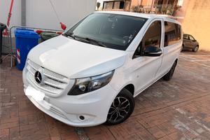 Mercedes Vito molto bello