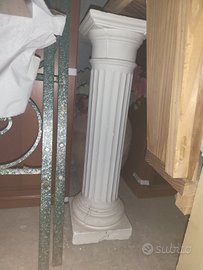 Colonna in gesso+vaso